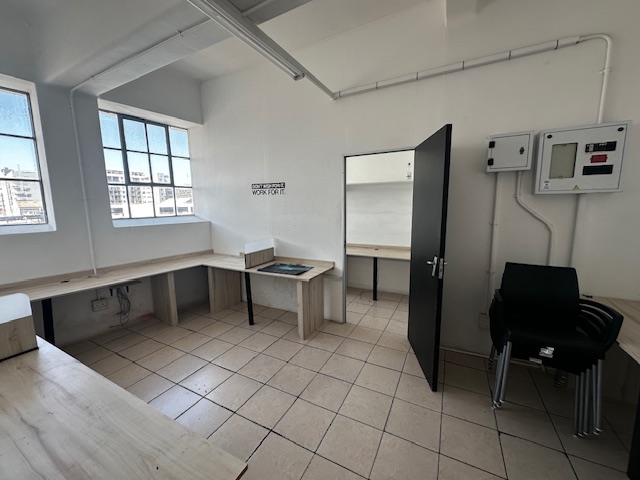 To Let Commercial Property for Rent in Woodstock Western Cape